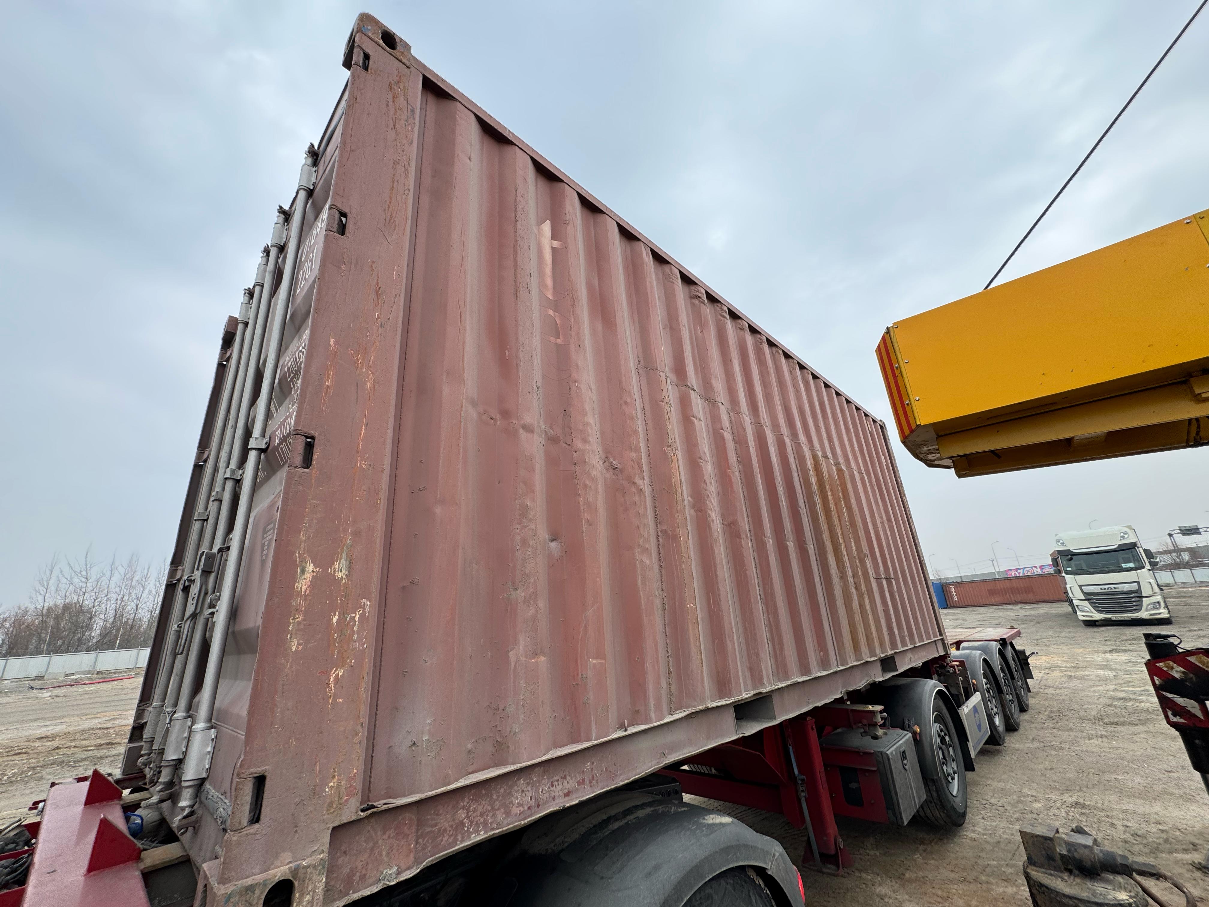 Морской контейнер TGHU0184902